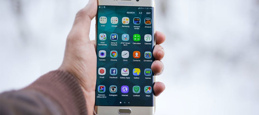 The Five Best Apps for Football Fans