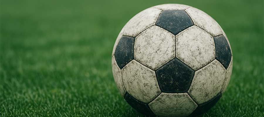 Welke factoren bepalen de uitslagen in het Nederlandse amateurvoetbal?